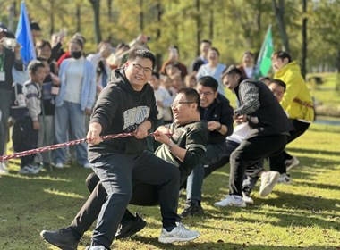 丰年童竞跃，亲子秋赛炽情燃